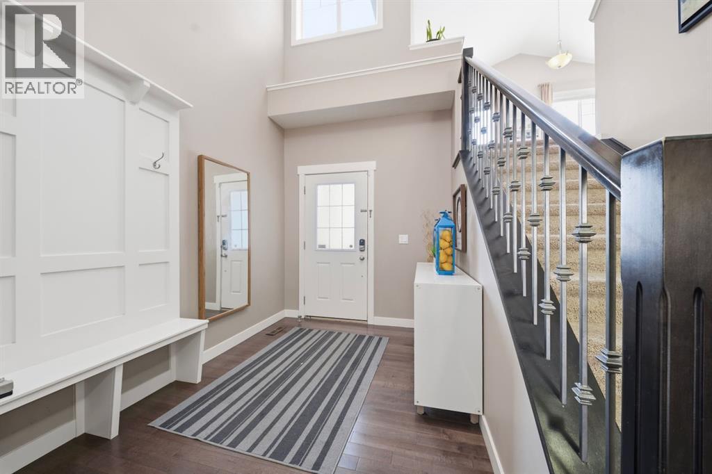 639 Copperpond Circle Se, Calgary, Alberta  T2Z 4M2 - Photo 2 - A2287743