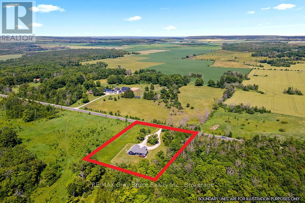 1379 West Road, Northern Bruce Peninsula, Ontario  N0H 1W0 - Photo 49 - X12857336