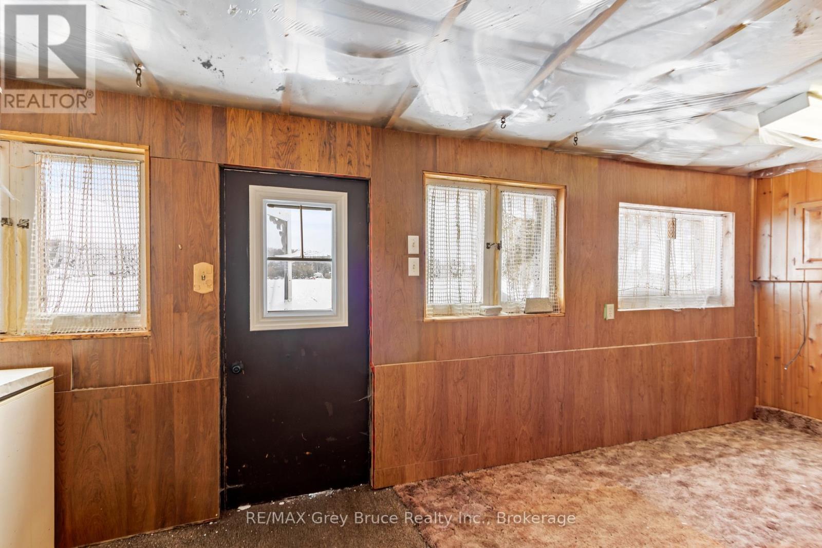 11 Mcneil Street, Northern Bruce Peninsula, Ontario  N0H 1W0 - Photo 10 - X12857342