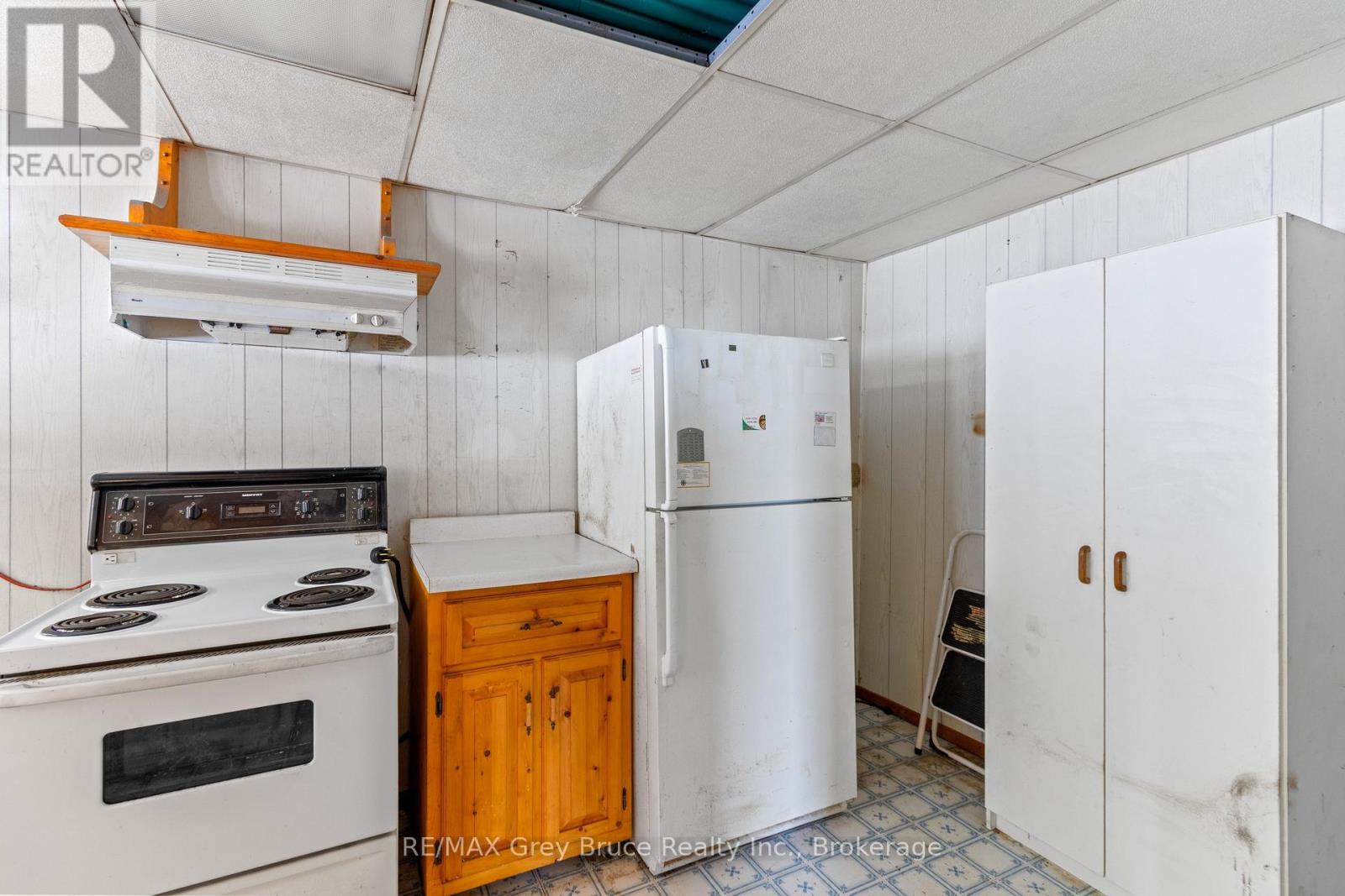 11 Mcneil Street, Northern Bruce Peninsula, Ontario  N0H 1W0 - Photo 20 - X12857342