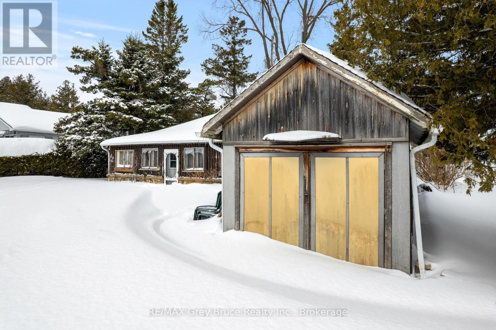 11 Mcneil Street, Northern Bruce Peninsula, Ontario  N0H 1W0 - Photo 31 - X12857342