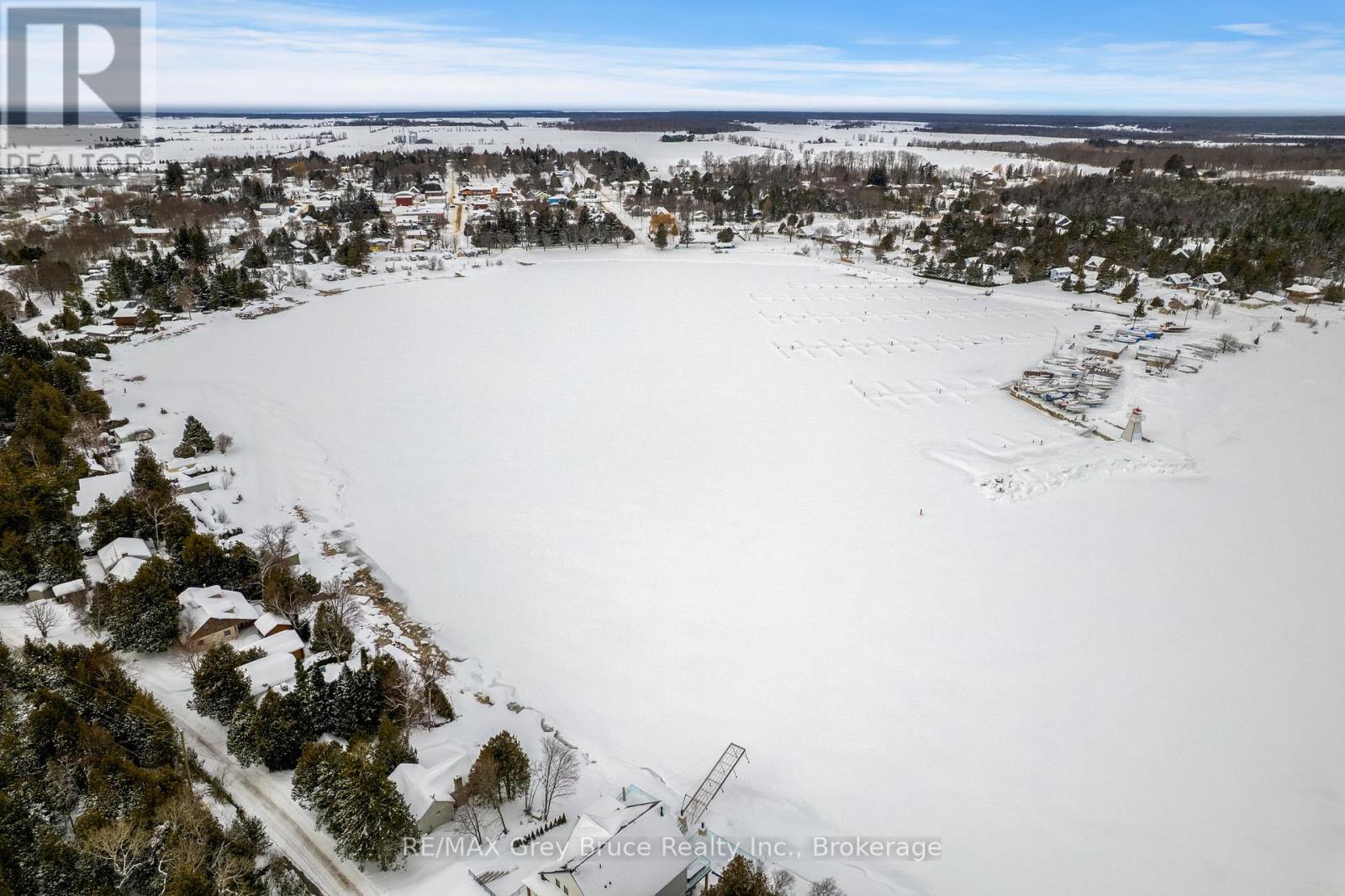 11 Mcneil Street, Northern Bruce Peninsula, Ontario  N0H 1W0 - Photo 42 - X12857342