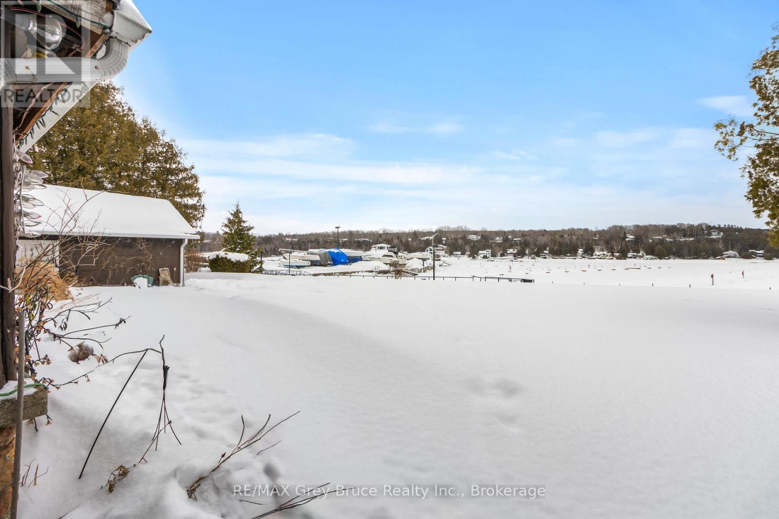 11 Mcneil Street, Northern Bruce Peninsula, Ontario  N0H 1W0 - Photo 44 - X12857342
