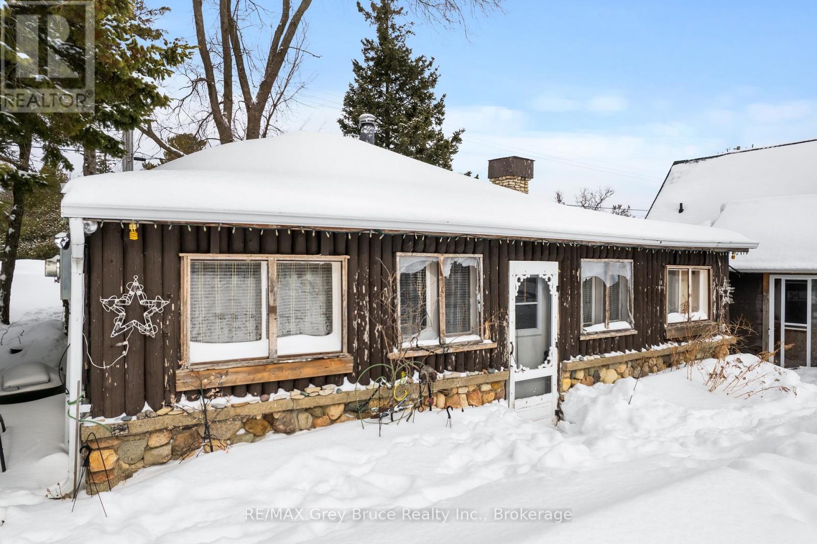 11 Mcneil Street, Northern Bruce Peninsula, Ontario  N0H 1W0 - Photo 6 - X12857342