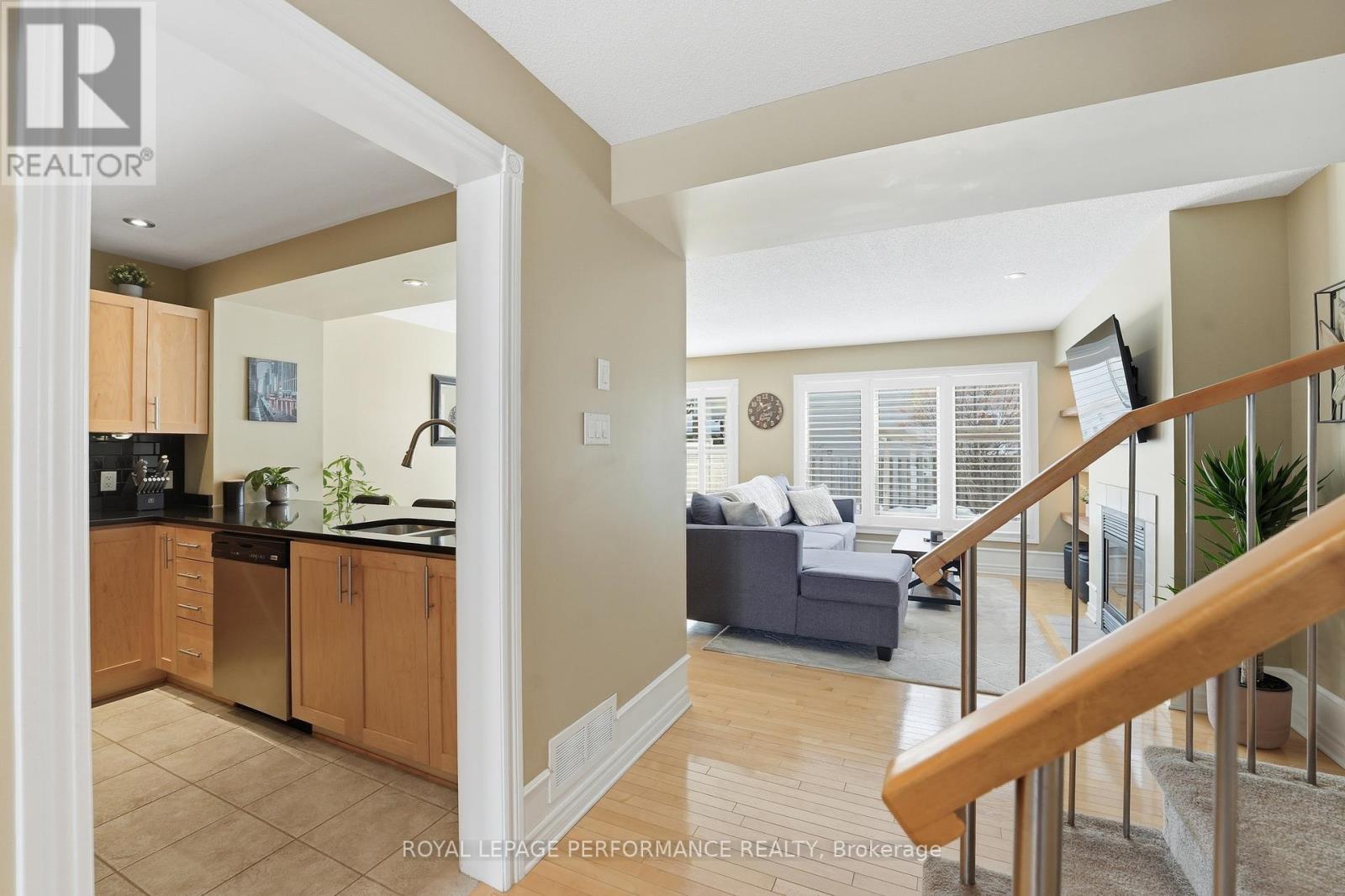 808 Scala Avenue, Ottawa, Ontario  K4A 4X2 - Photo 4 - X12857328