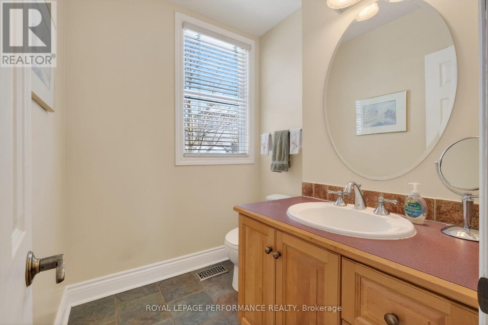 235 Cowley Avenue, Ottawa, Ontario  K1Y 0H2 - Photo 11 - X12857350