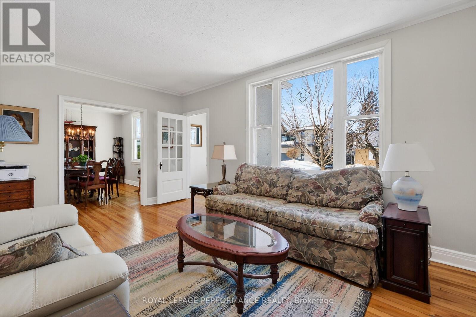 235 Cowley Avenue, Ottawa, Ontario  K1Y 0H2 - Photo 3 - X12857350