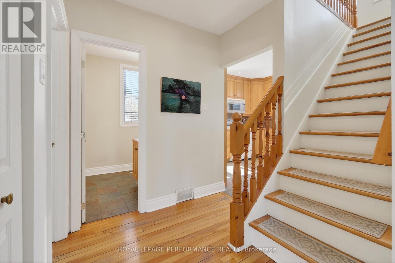 235 Cowley Avenue, Ottawa, Ontario  K1Y 0H2 - Photo 9 - X12857350