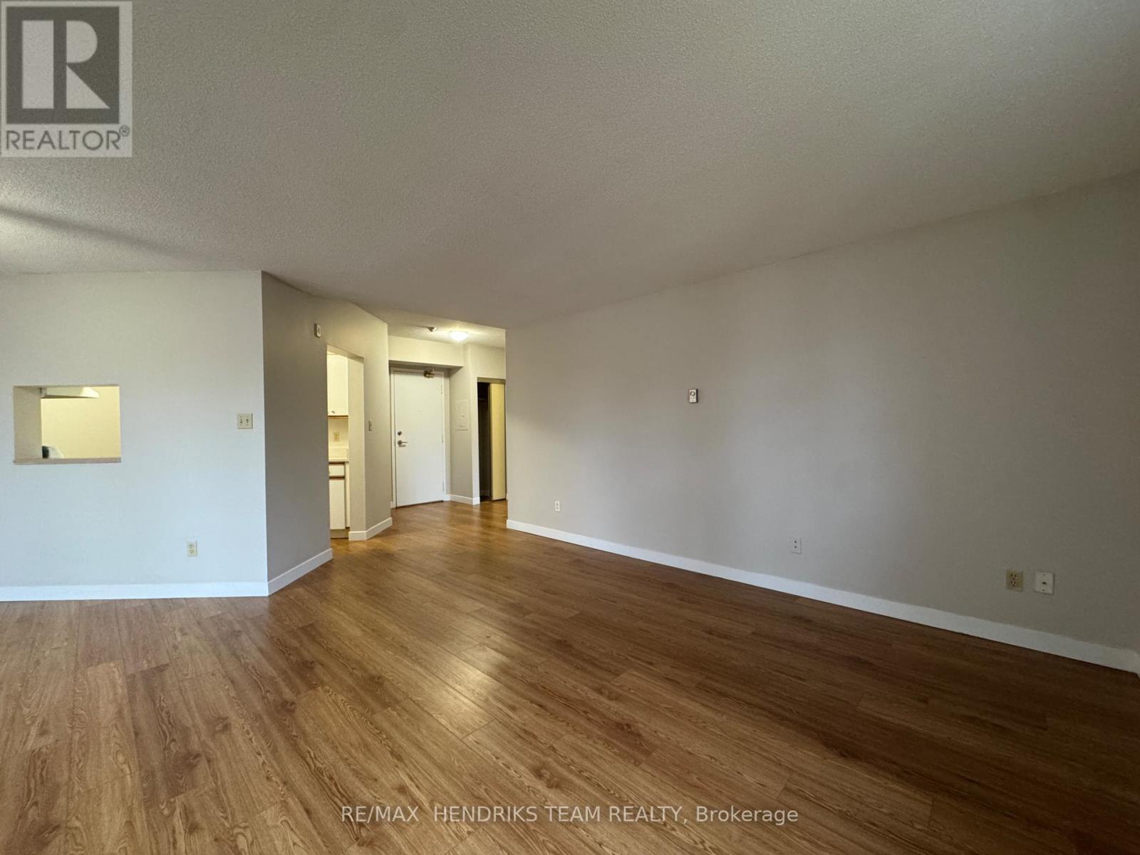 210 - 56 Windward Street, St. Catharines, Ontario  L2M 7W6 - Photo 7 - X12857320