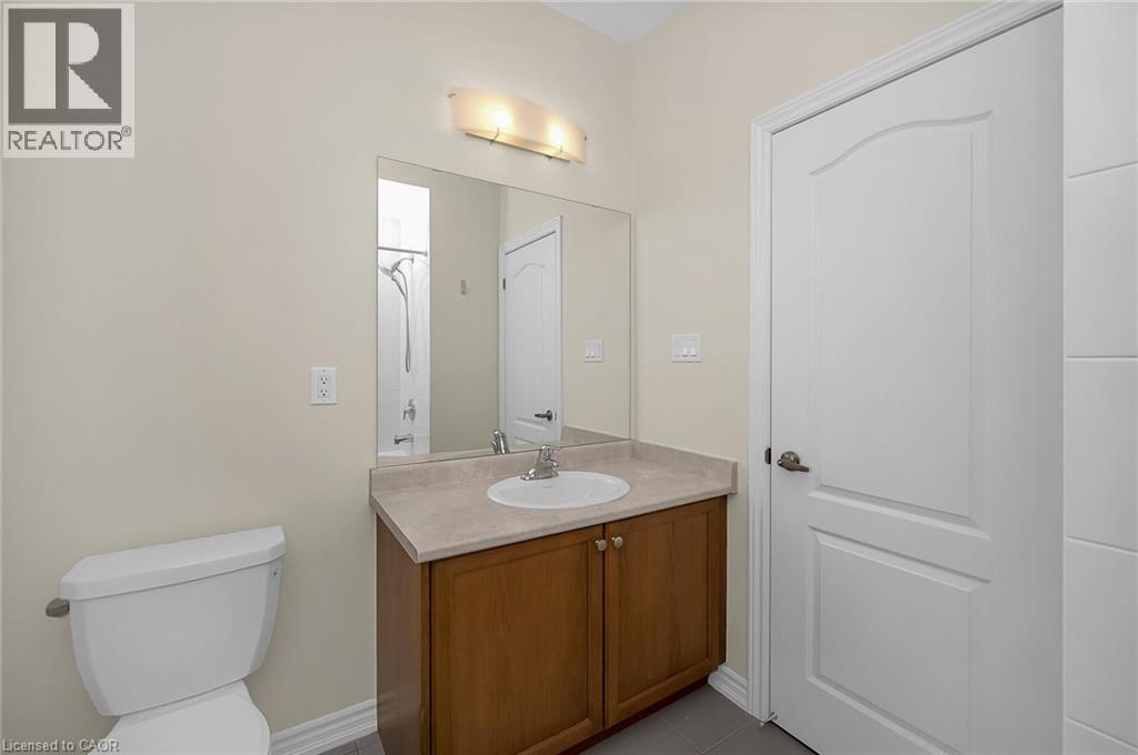 11 Frontier Drive, Thorold, Ontario  L2V 0K3 - Photo 10 - 40786838