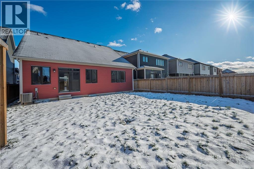 11 Frontier Drive, Thorold, Ontario  L2V 0K3 - Photo 38 - 40786838