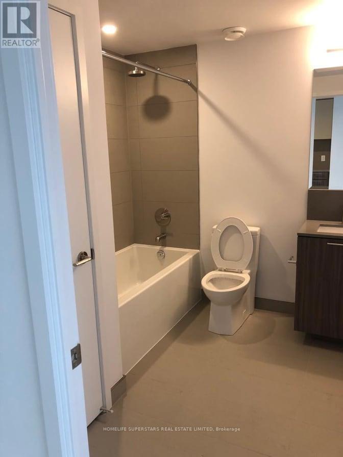 Ph1 - 19 Western Battery Road, Toronto, Ontario  M6K 3S4 - Photo 9 - C12857338