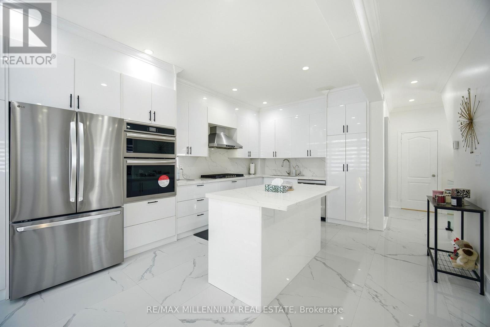 132 Blue Dasher Boulevard, Bradford West Gwillimbury, Ontario  L3Z 0E5 - Photo 19 - N12857326