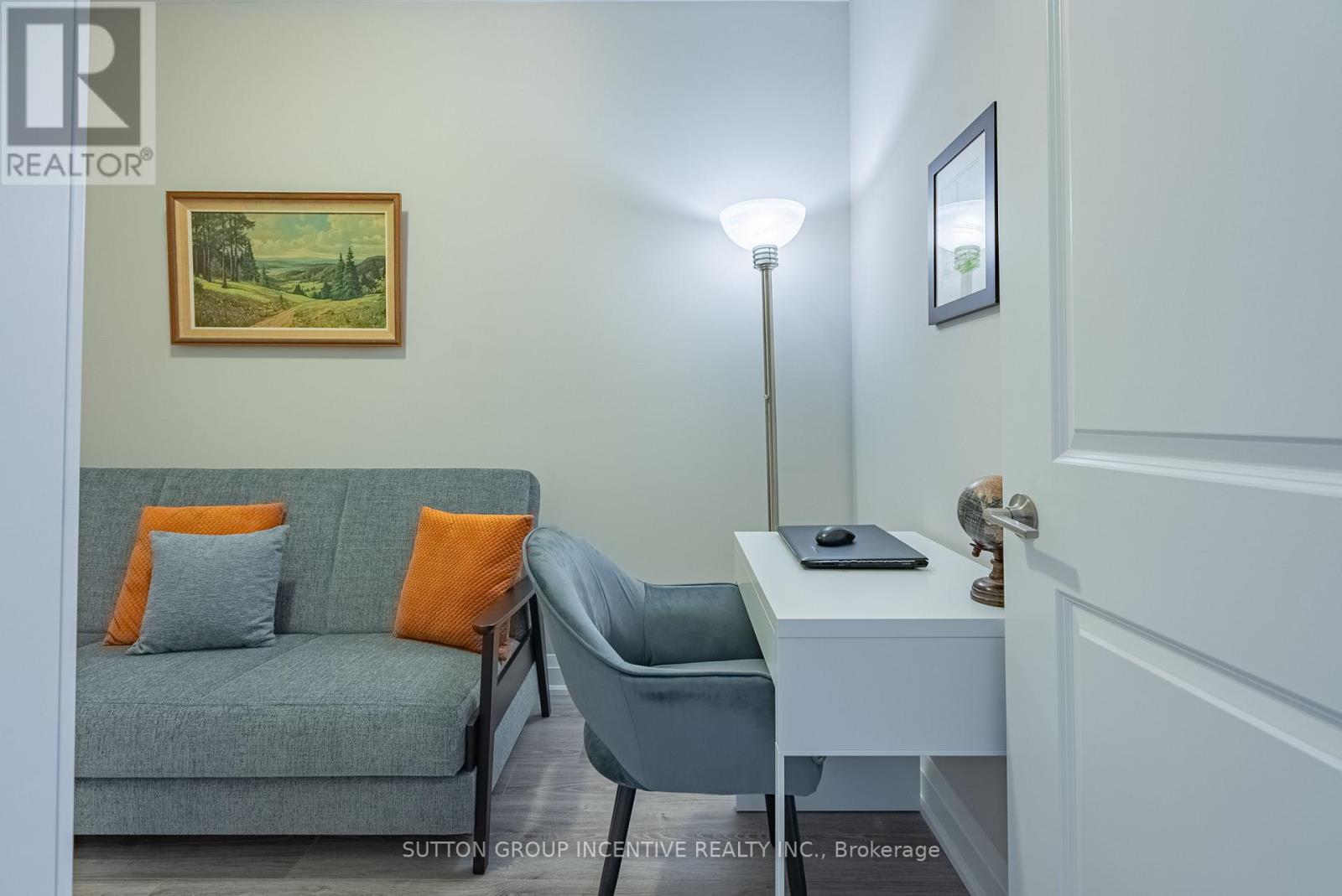 305 - 54 Koda Street, Barrie, Ontario  L9J 0J6 - Photo 13 - S12857344