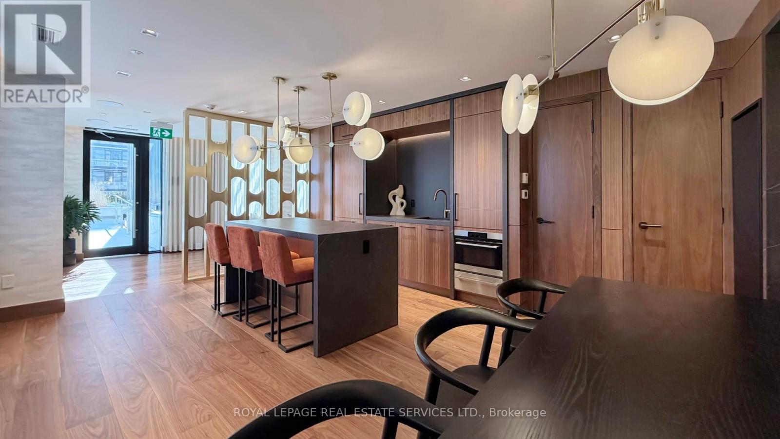 521 - 3240 William Coltson Avenue, Oakville, Ontario  L6H 8C8 - Photo 23 - W12857332