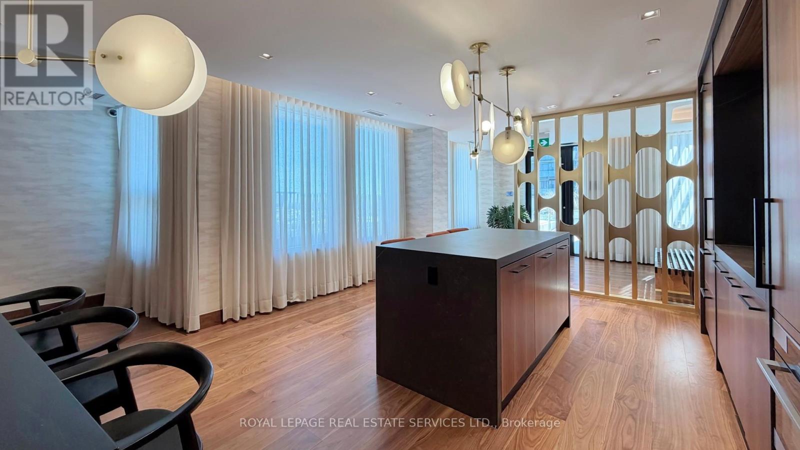 521 - 3240 William Coltson Avenue, Oakville, Ontario  L6H 8C8 - Photo 24 - W12857332