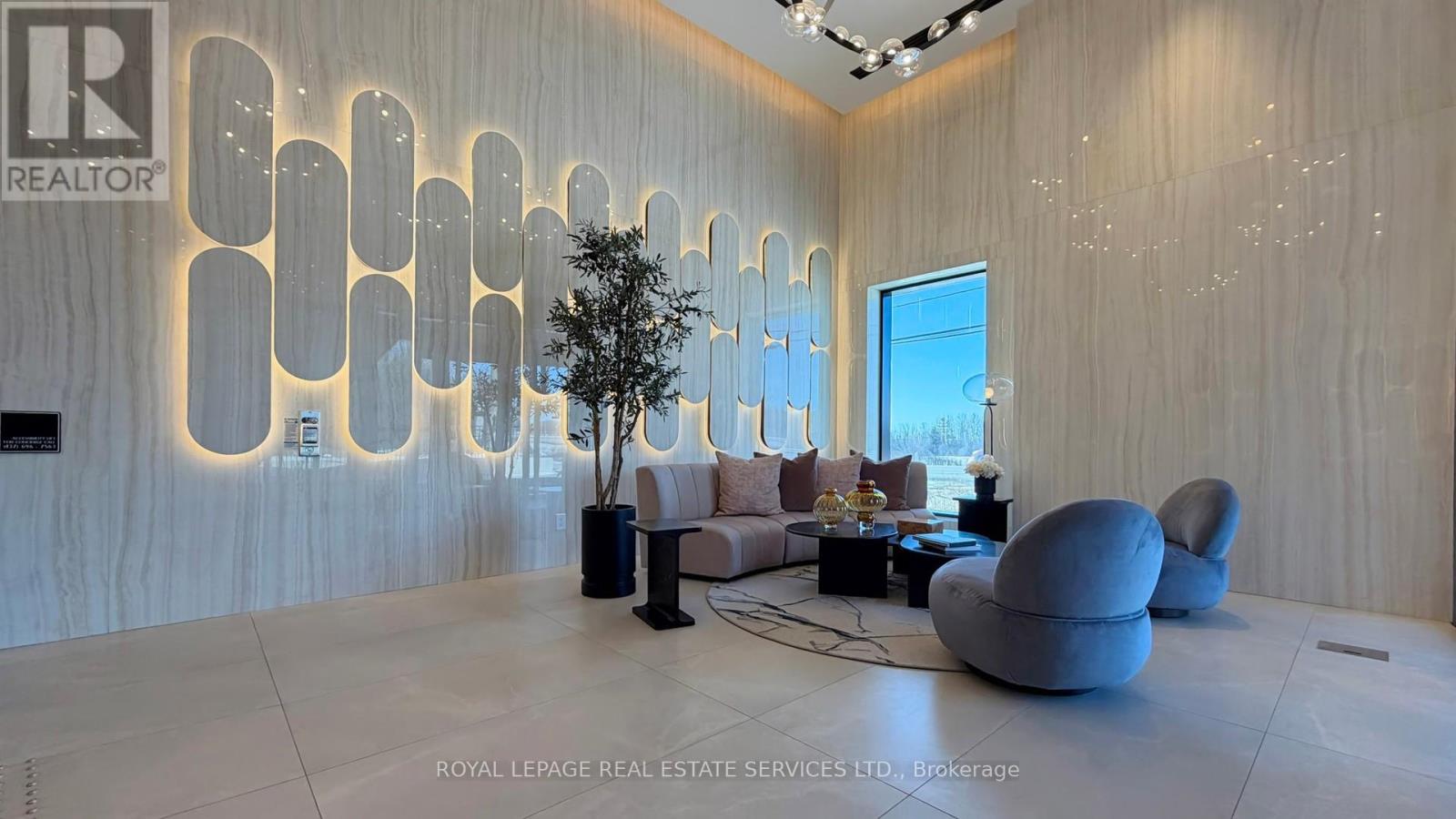 521 - 3240 William Coltson Avenue, Oakville, Ontario  L6H 8C8 - Photo 4 - W12857332