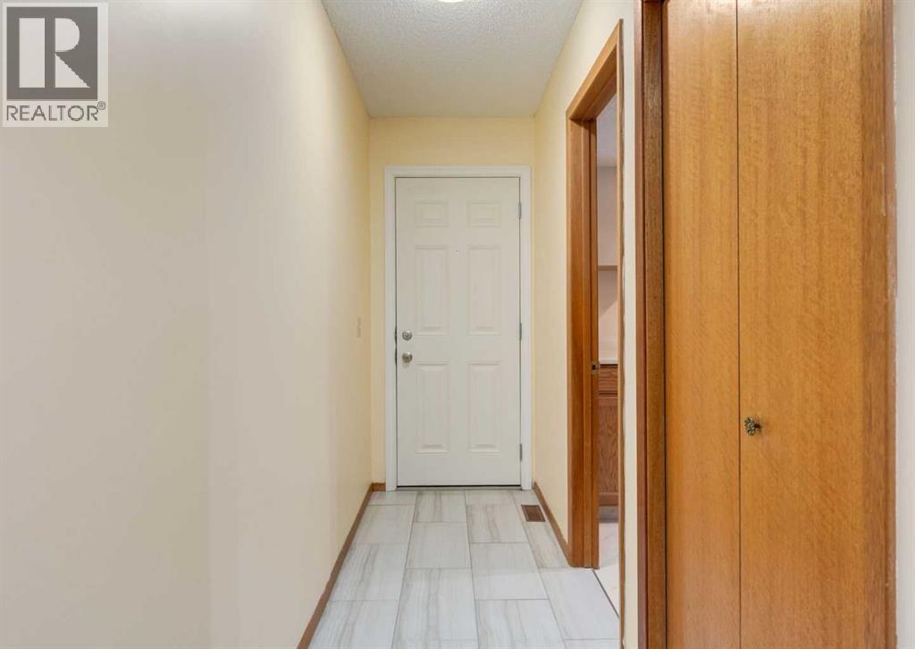 60 Macewan Glen Drive Nw, Calgary, Alberta  T3K 2C5 - Photo 17 - A2288560