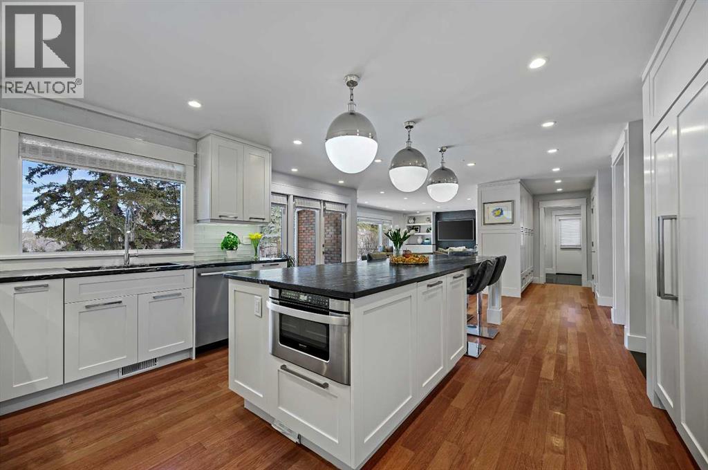 116 Bay View Drive Sw, Calgary, Alberta  T2V 3N8 - Photo 9 - A2290737