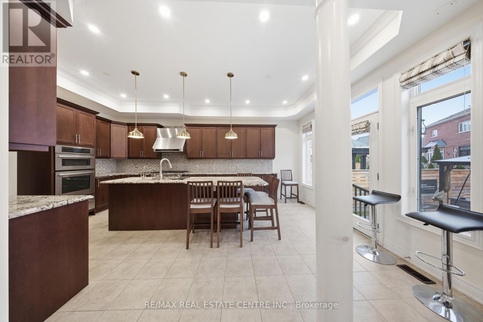 3290 Erin Centre Boulevard, Mississauga (Churchill Meadows), Ontario  L5M 0K9 - Photo 13 - W12857080