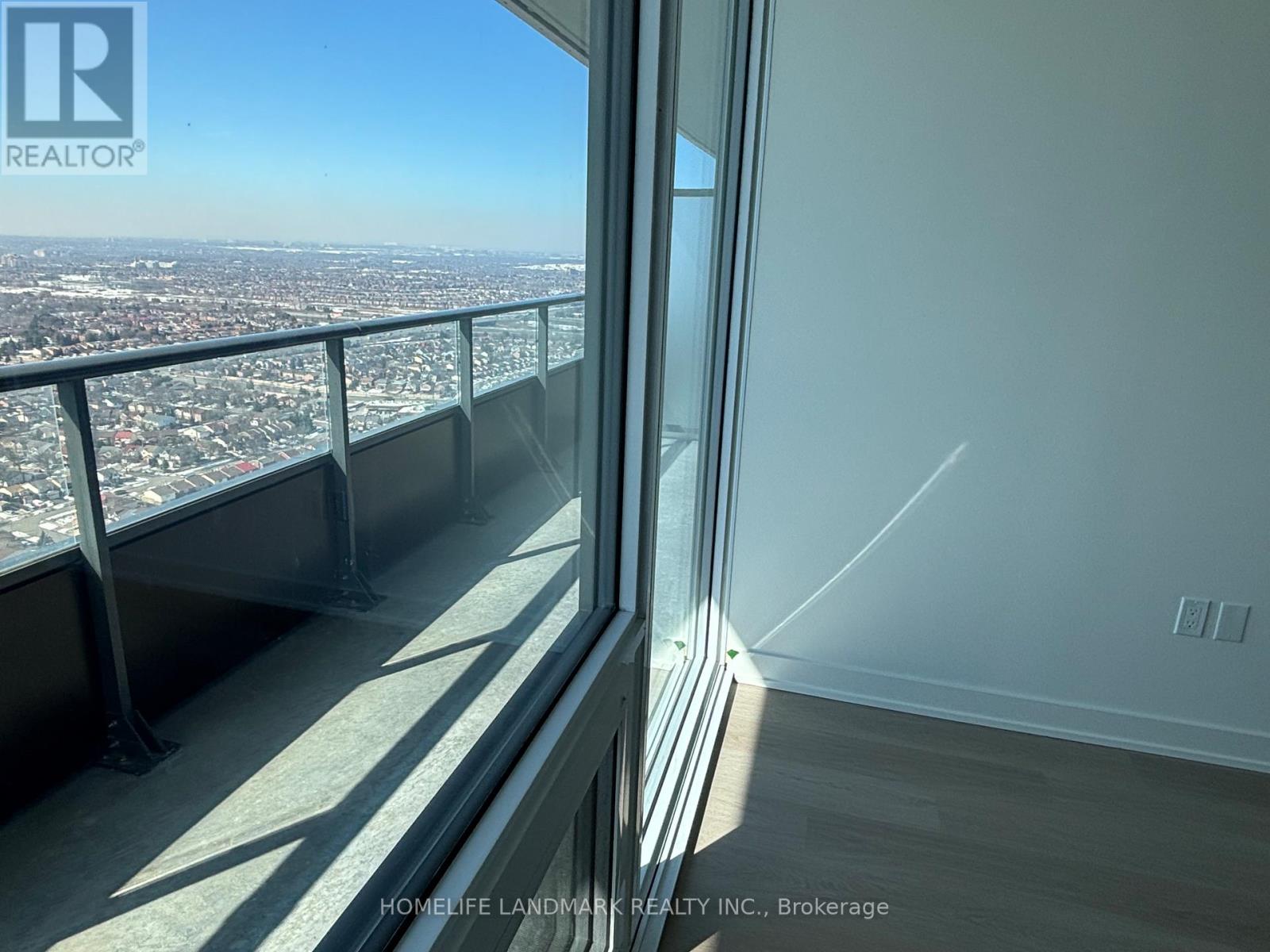 3912 - 448 Burnhamthorpe Road, Mississauga, Ontario  L5B 0R4 - Photo 14 - W12856134