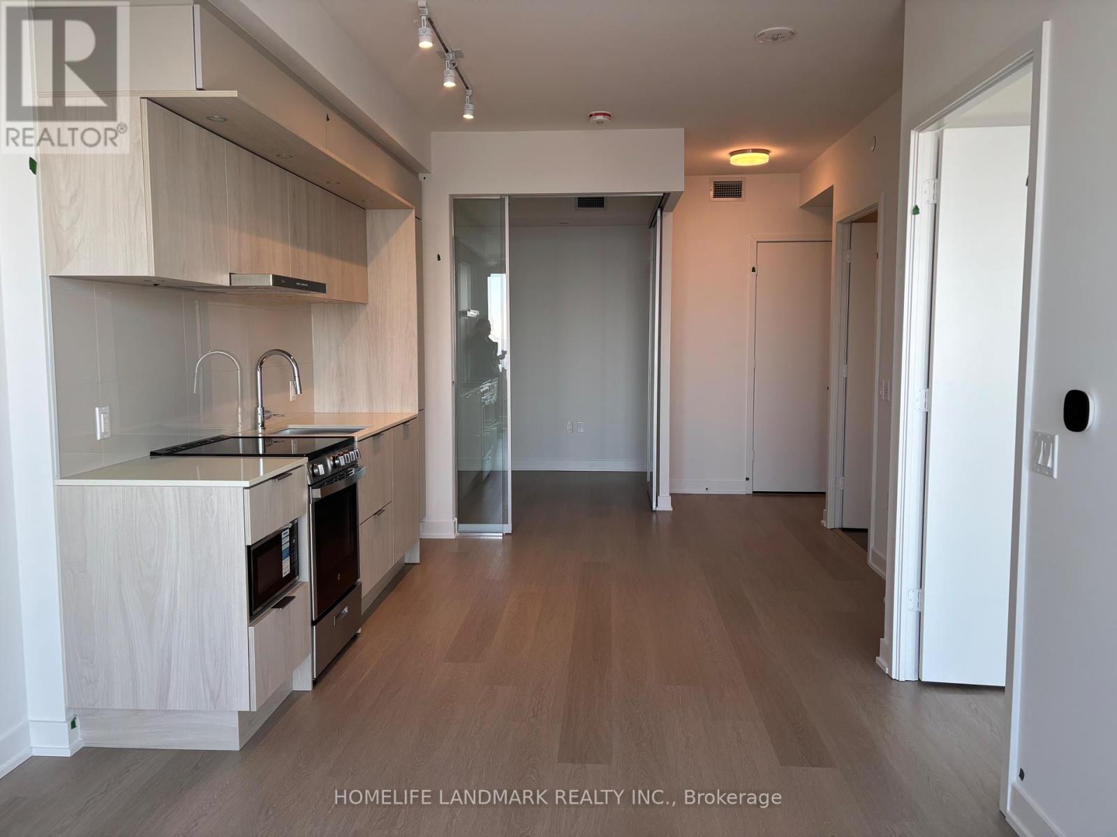 3912 - 448 Burnhamthorpe Road, Mississauga, Ontario  L5B 0R4 - Photo 16 - W12856134