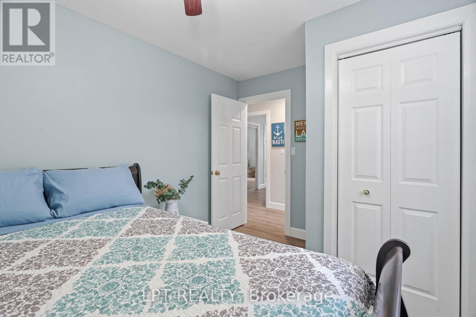 7652 Riverside Drive, Lambton Shores, Ontario  N0M 2L0 - Photo 16 - X12857372