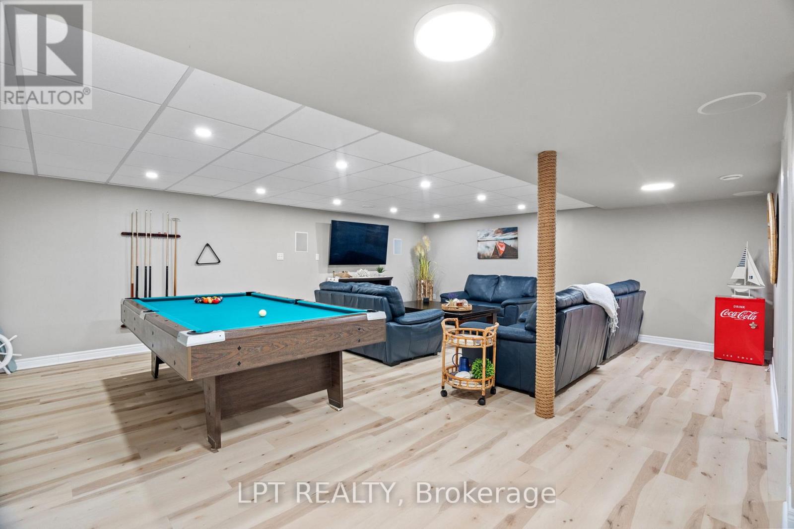 7652 Riverside Drive, Lambton Shores, Ontario  N0M 2L0 - Photo 25 - X12857372