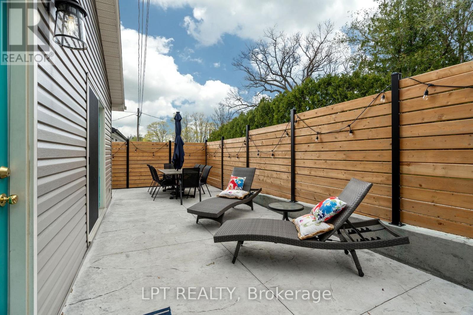 7652 Riverside Drive, Lambton Shores, Ontario  N0M 2L0 - Photo 33 - X12857372