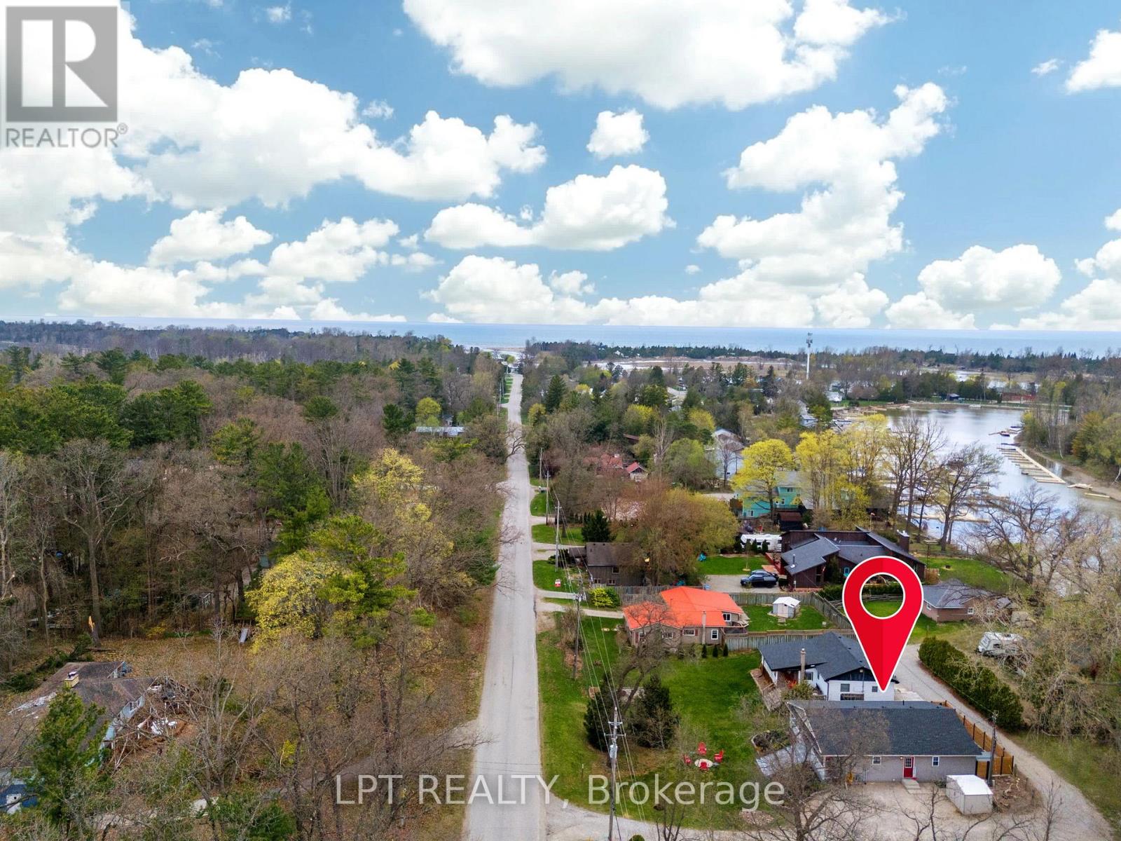 7652 Riverside Drive, Lambton Shores, Ontario  N0M 2L0 - Photo 42 - X12857372