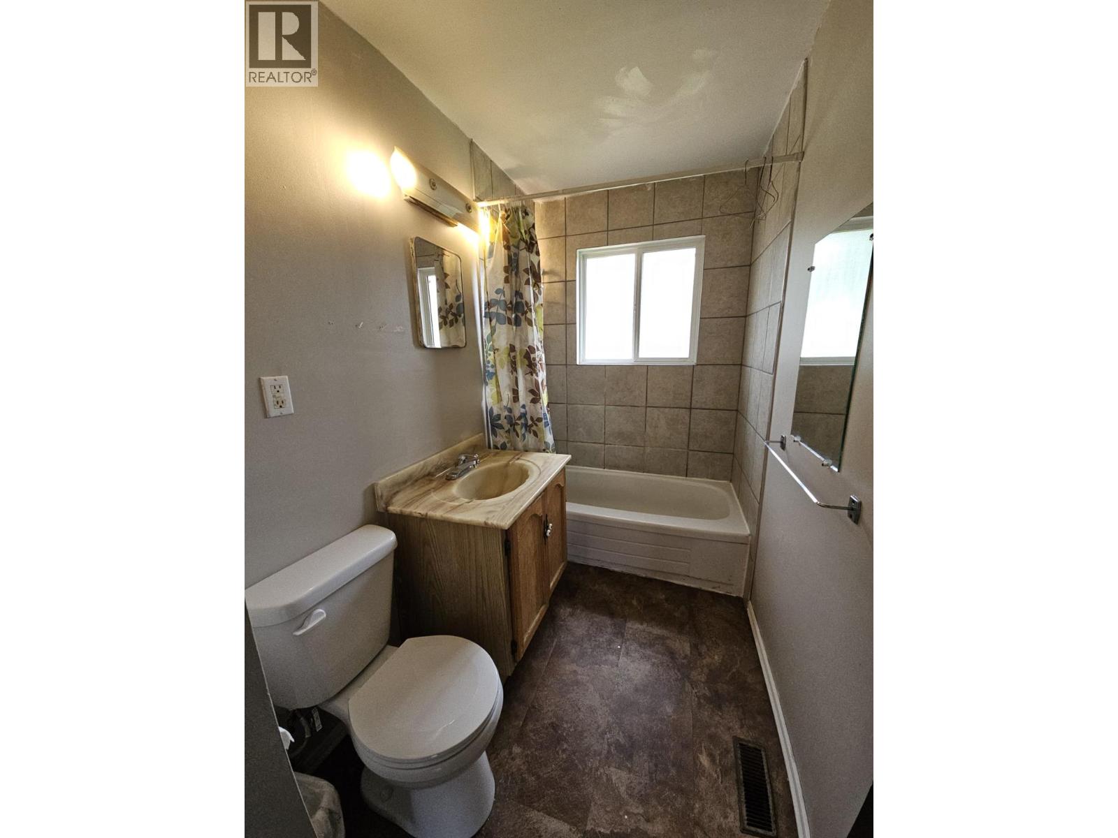 4756 Wabi Crescent, Chetwynd, British Columbia  V0C 1J0 - Photo 25 - 10355349