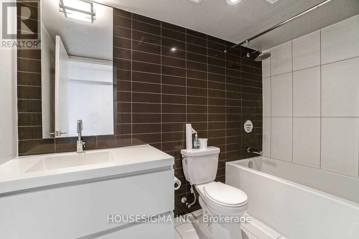 2503 - 85 Queens Wharf Road, Toronto, Ontario  M5V 0J9 - Photo 14 - C12857364