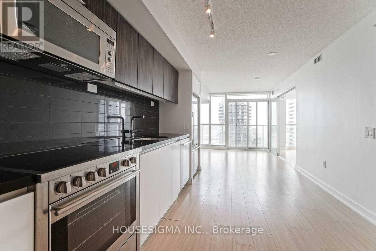 2503 - 85 Queens Wharf Road, Toronto, Ontario  M5V 0J9 - Photo 4 - C12857364