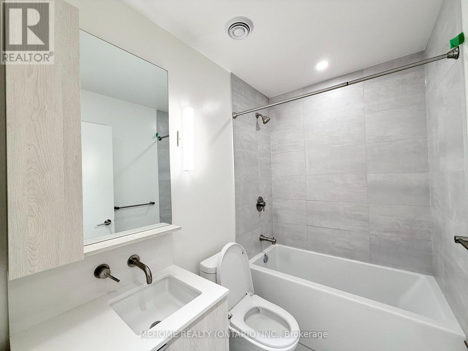 1501s - 110 Broadway Avenue, Toronto, Ontario  M4P 1V7 - Photo 6 - C12857386