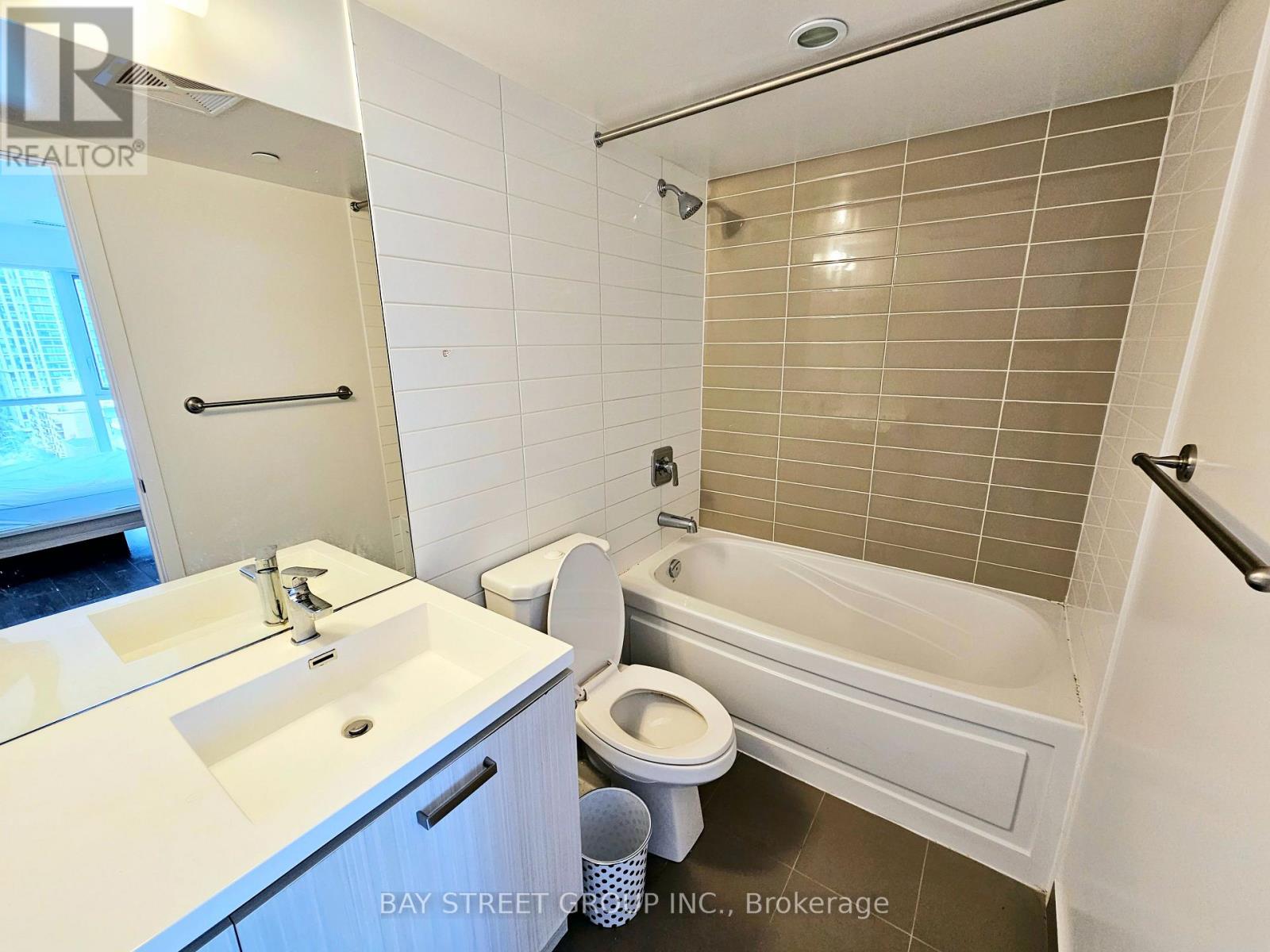 1205 - 125 Redpath Avenue, Toronto, Ontario  M4S 0B5 - Photo 6 - C12857392