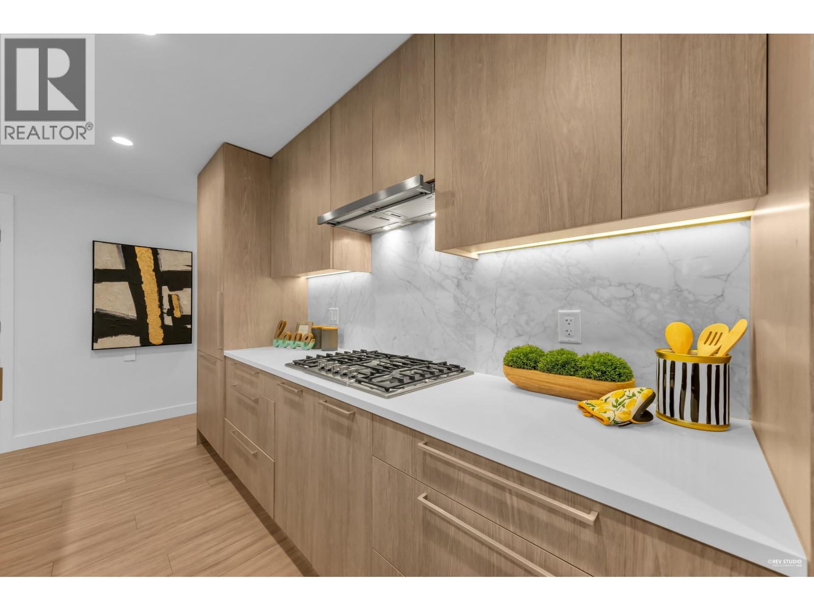 308 6398 Silver Avenue, Burnaby, British Columbia  V5H 0K7 - Photo 11 - R3097169