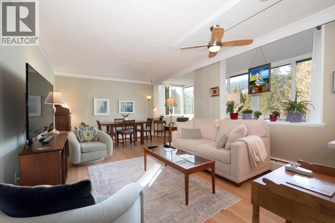 505 1425 Esquimalt Avenue, West Vancouver, British Columbia  V7T 1L1 - Photo 1 - R3095288