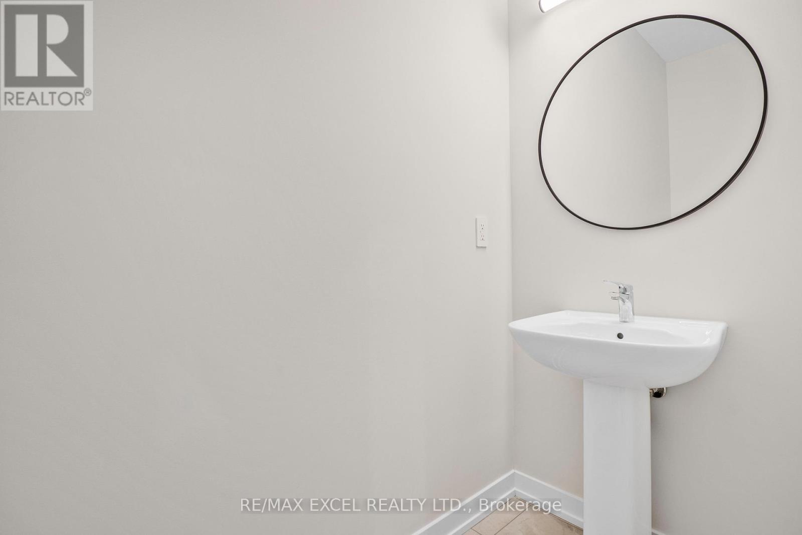 7 Peace Lane, Richmond Hill, Ontario  L4B 0J4 - Photo 34 - N12857378