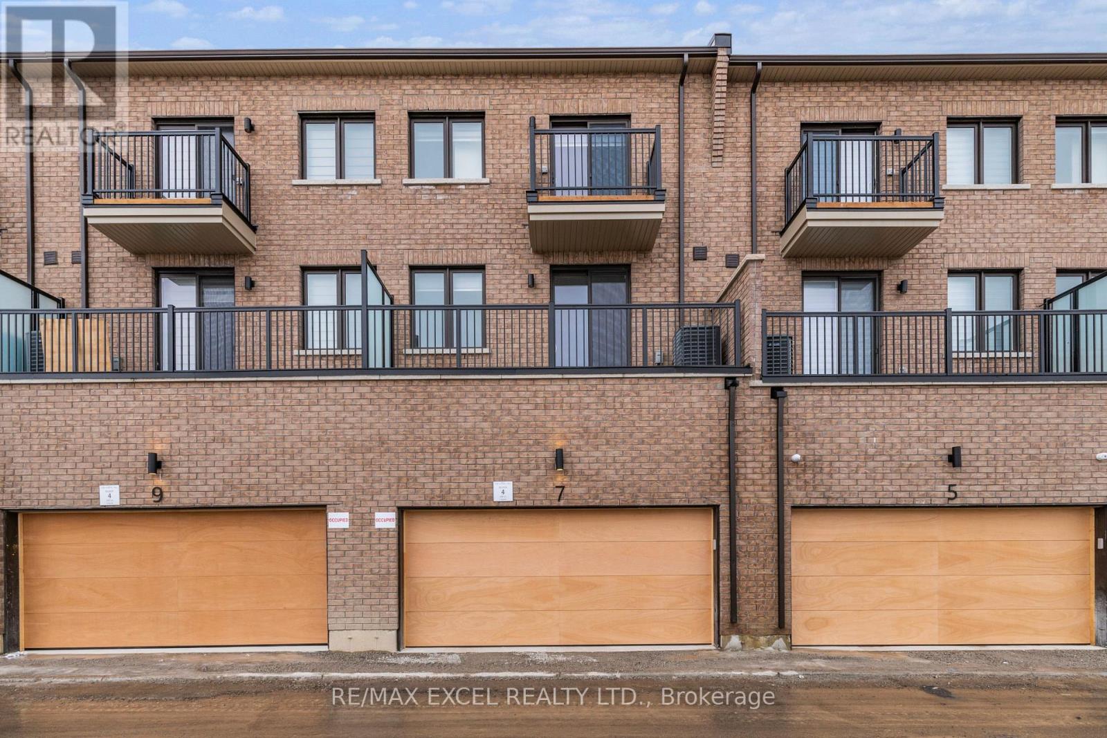 7 Peace Lane, Richmond Hill, Ontario  L4B 0J4 - Photo 37 - N12857378