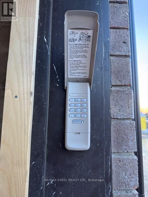 7 Peace Lane, Richmond Hill, Ontario  L4B 0J4 - Photo 39 - N12857378