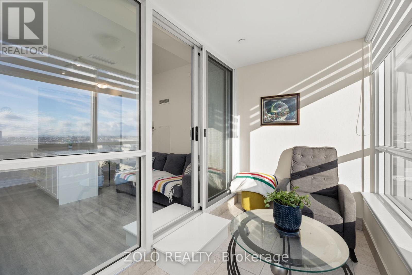 1204 - 9075 Jane Street, Vaughan, Ontario  L4K 0L7 - Photo 13 - N12857390