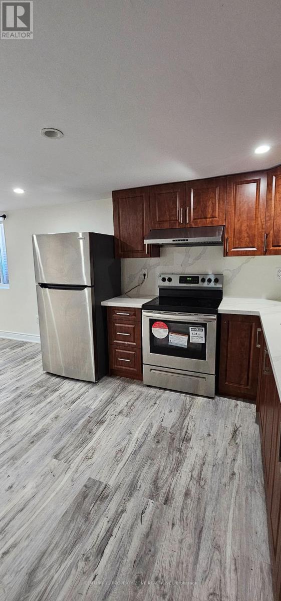 5439 Cornwall Crescent, Burlington, Ontario  L7L 3K2 - Photo 3 - W12857376