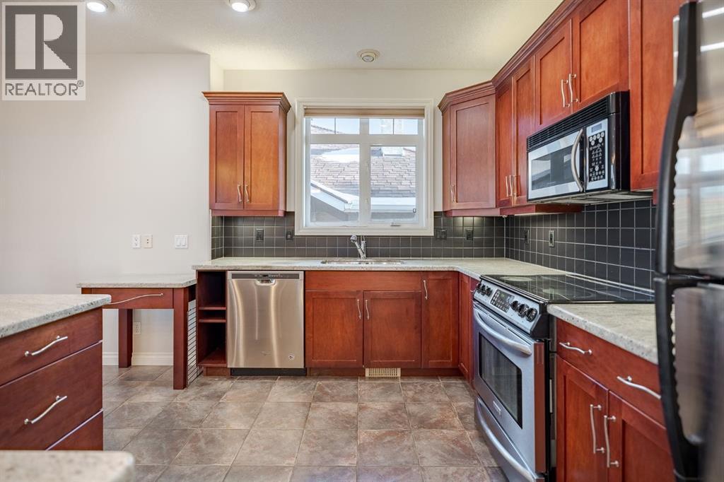 14 Discovery Woods Villas Sw, Calgary, Alberta  T3H 5A6 - Photo 30 - A2273726