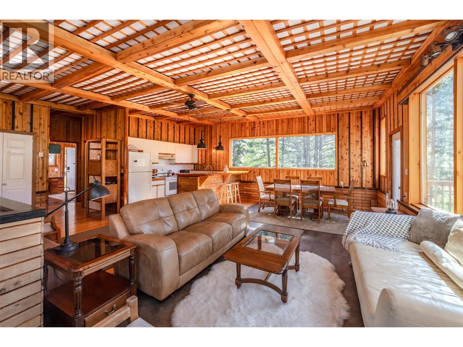 2636 11th Street, Olalla, British Columbia  V0X 1N6 - Photo 6 - 10377565