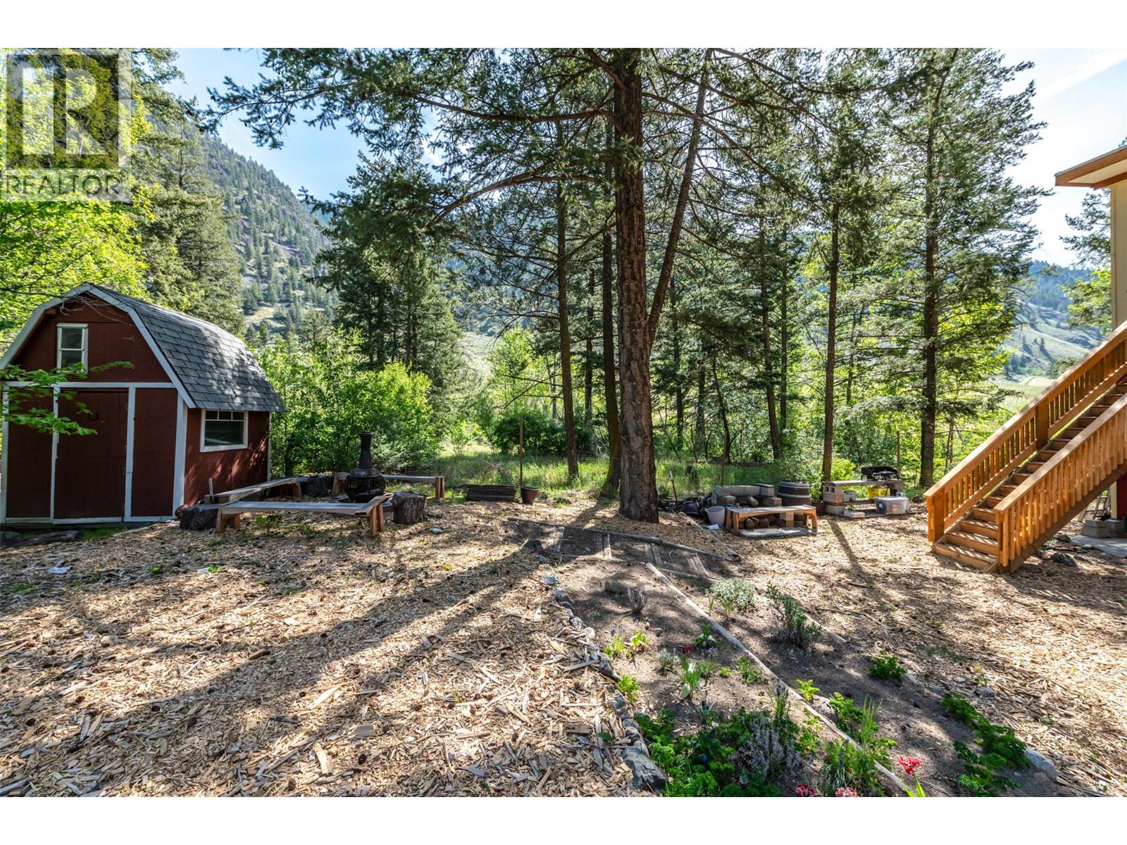 2636 11th Street, Olalla, British Columbia  V0X 1N6 - Photo 43 - 10377565