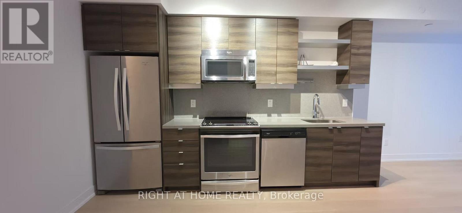 218 - 525 Adelaide Street W, Toronto, Ontario  M5V 1T6 - Photo 2 - C12664282