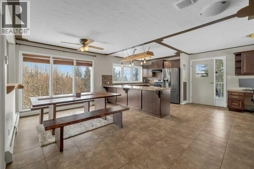 422041 Range Road 25, Rural Ponoka County, Alberta  T0C 0M0 - Photo 6 - A2291195