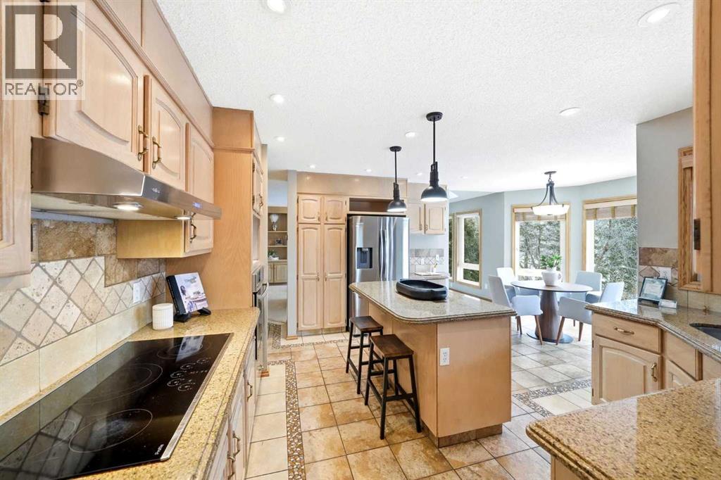 220 Mckenzie Lake Cove Se, Calgary, Alberta  T2Z 1M4 - Photo 10 - A2279570