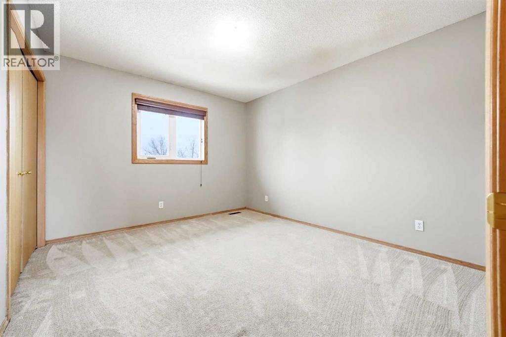 220 Mckenzie Lake Cove Se, Calgary, Alberta  T2Z 1M4 - Photo 31 - A2279570