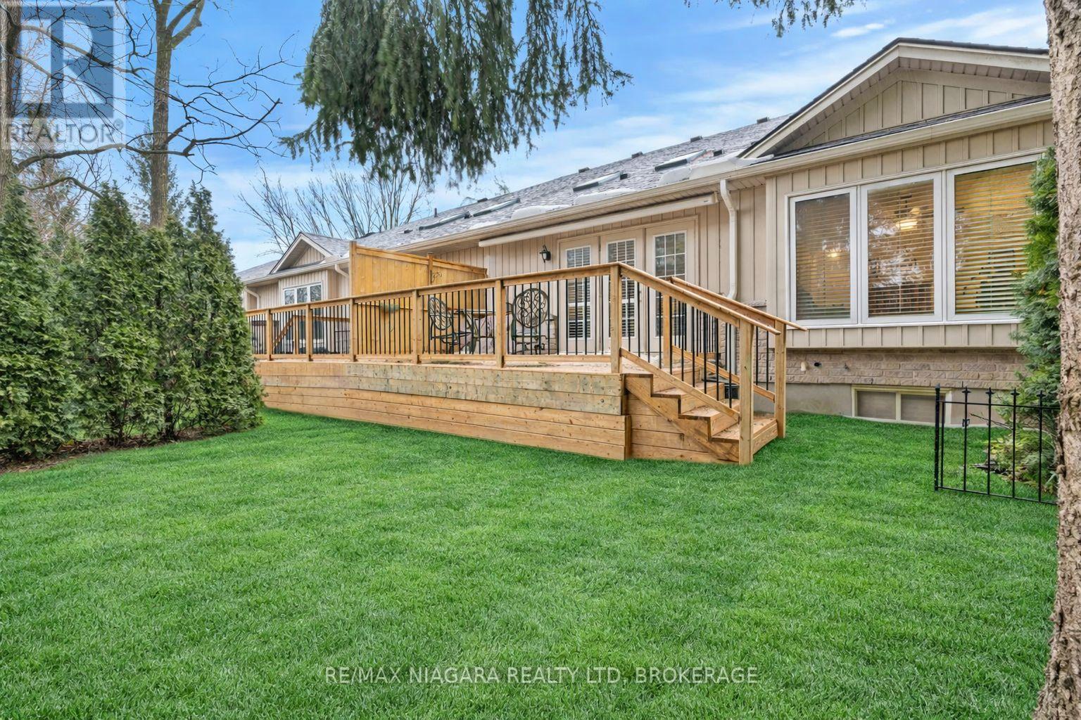 10 - 3241 Montrose Road, Niagara Falls, Ontario  L2H 3L3 - Photo 3 - X12857398